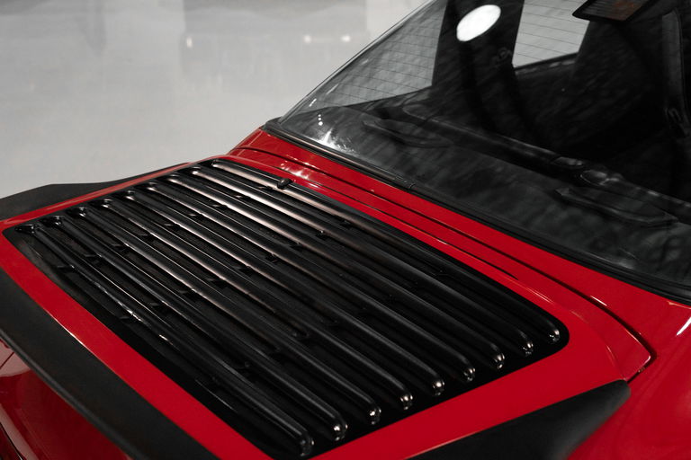 Porsche 911 Carrera 3.2 (US)