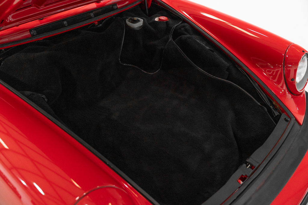 Porsche 911 Carrera 3.2 (US)