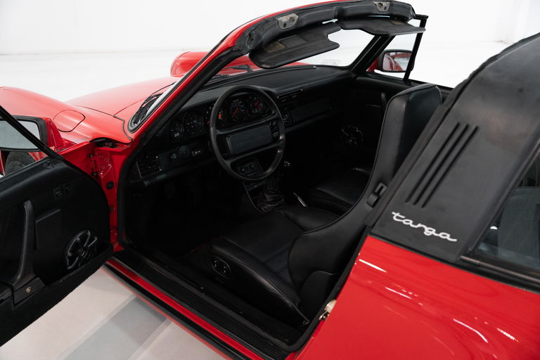 Porsche 911 Carrera 3.2 (US)