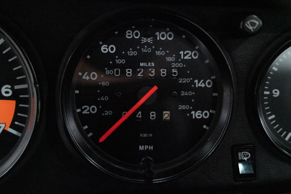 Porsche 911 Carrera 3.2 (US)