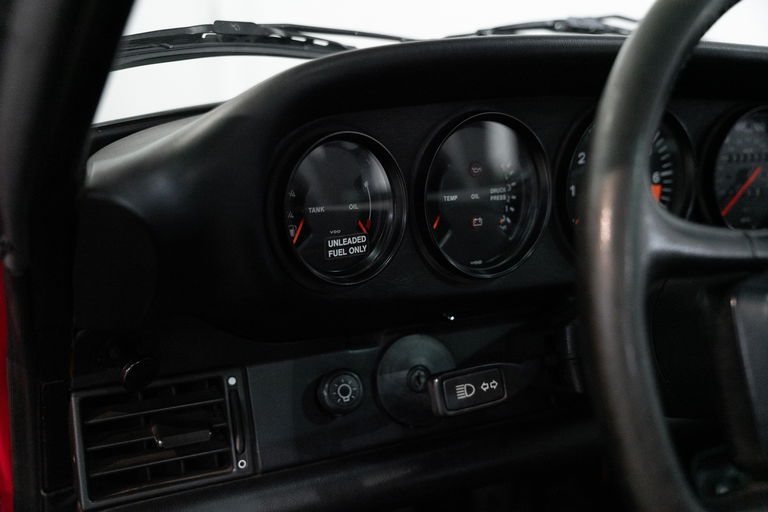 Porsche 911 Carrera 3.2 (US)