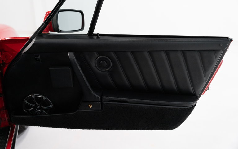 Porsche 911 Carrera 3.2 (US)