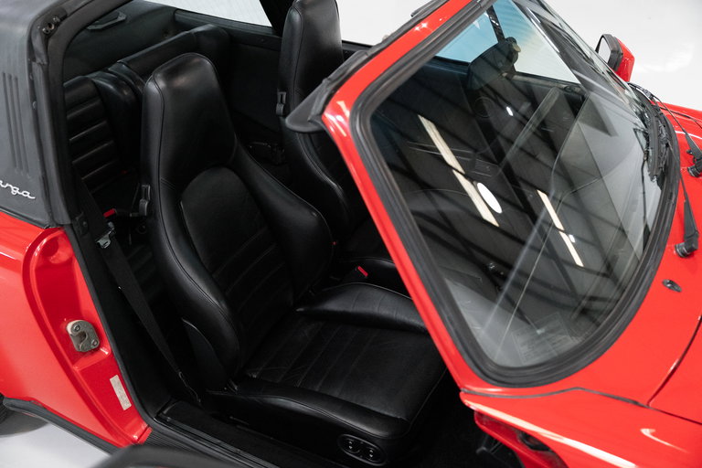 Porsche 911 Carrera 3.2 (US)