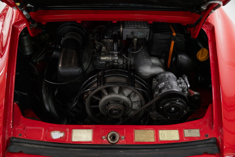 Porsche 911 Carrera 3.2 (US)