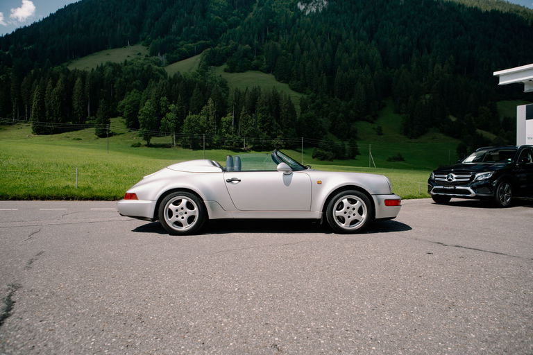 Porsche 964 Carrera 2 Speedster