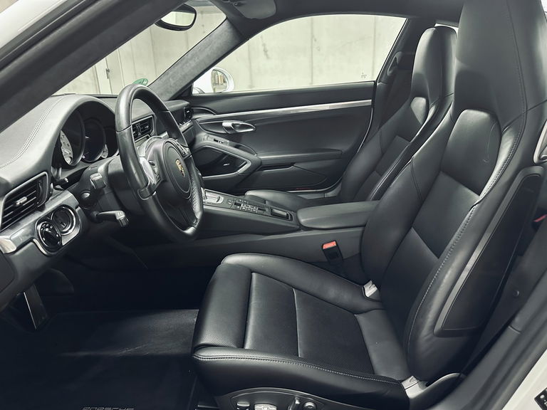 Porsche 991 Carrera 4S