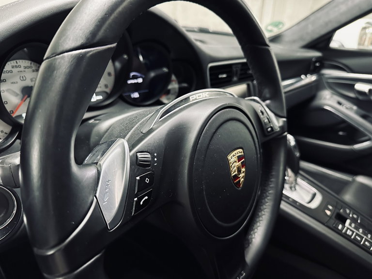 Porsche 991 Carrera 4S