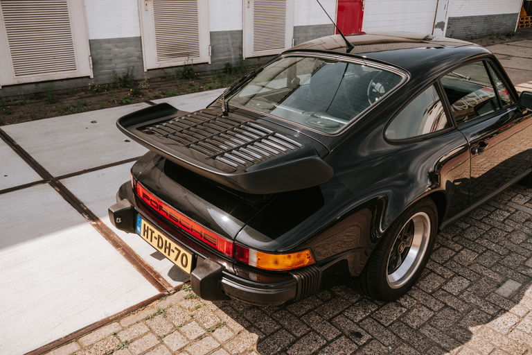 Porsche 911 Carrera 3.2