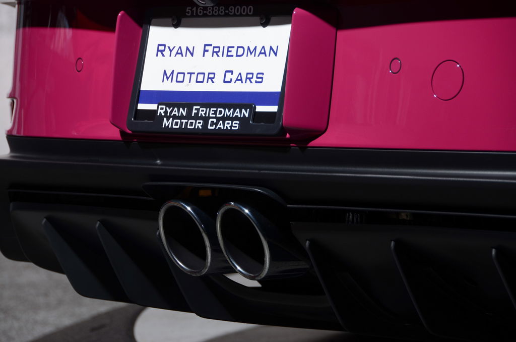 Porsche 992 GT3 Touring