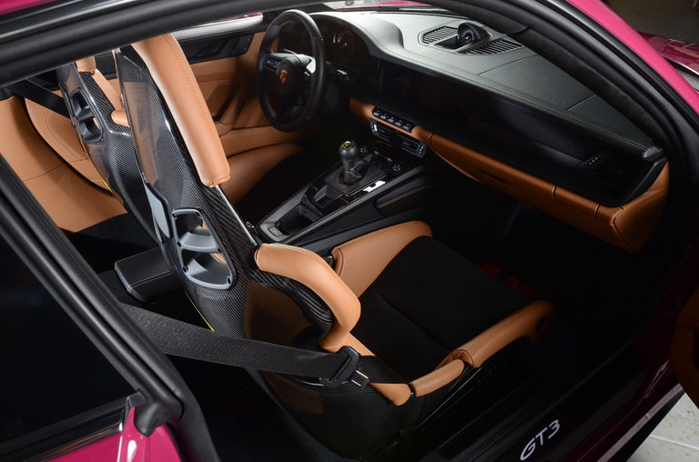 Porsche 992 GT3 Touring