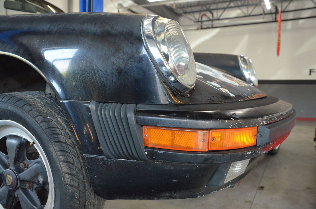 Porsche 911 Carrera 3.2 (US)