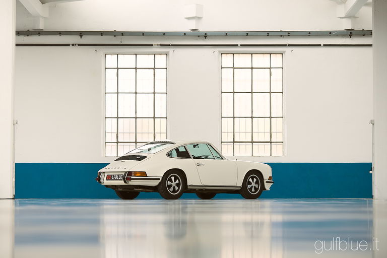 Porsche 911 T