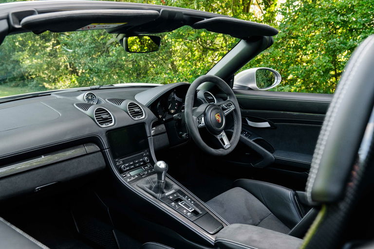 Porsche 718 Spyder