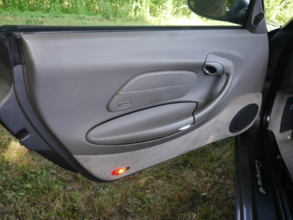 Porsche 996.2 Carrera 4