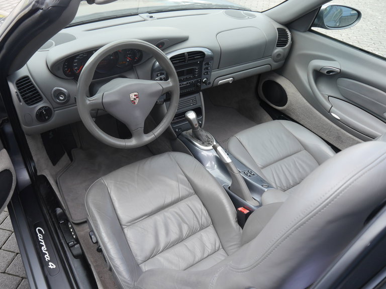 Porsche 996.2 Carrera 4