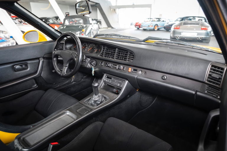 Porsche 968 Club Sport