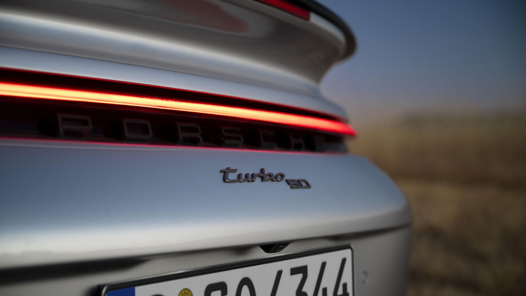Porsche 992 Turbo 50 Jahre / Porsche 911 Turbo 50 Jahre Schriftzug Turbonit