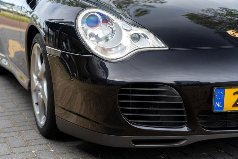 Porsche 996 Carrera 4S