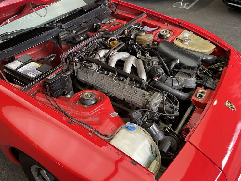 Porsche 944 Coupé