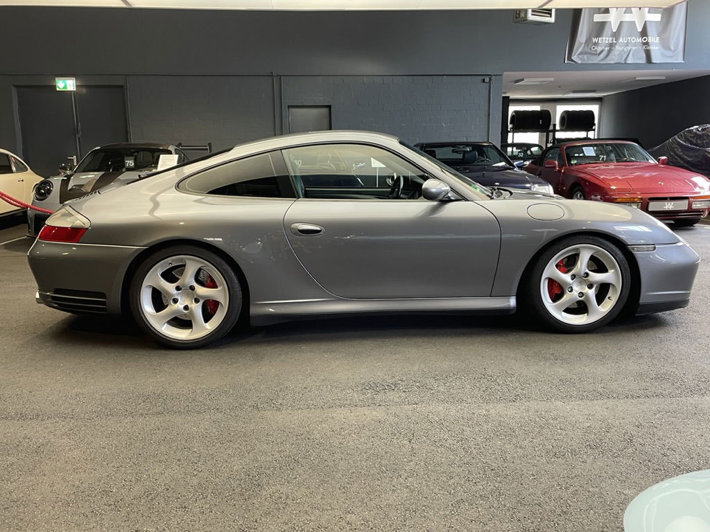 Porsche 996 Carrera 4S