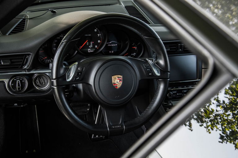 Porsche 991 Carrera 4