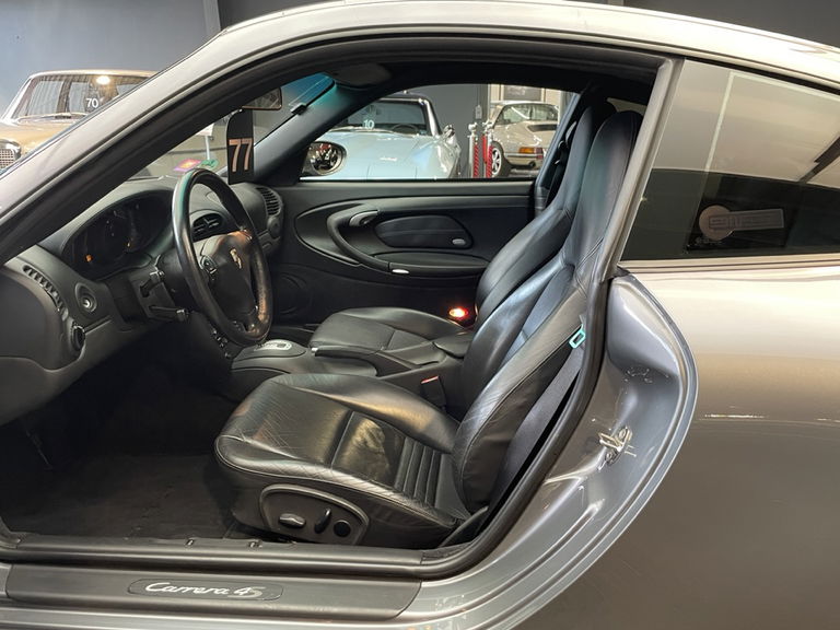 Porsche 996 Carrera 4S