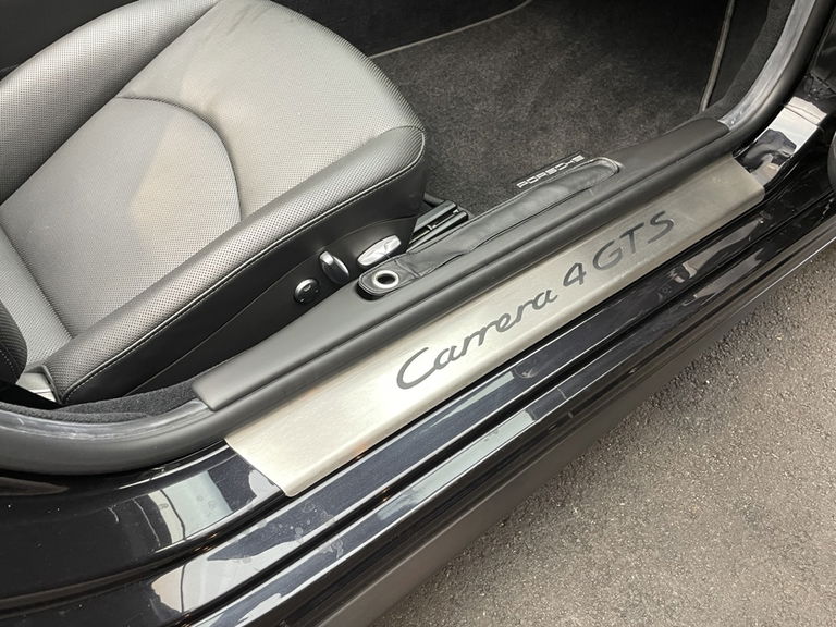 Porsche 997.2 Carrera GTS