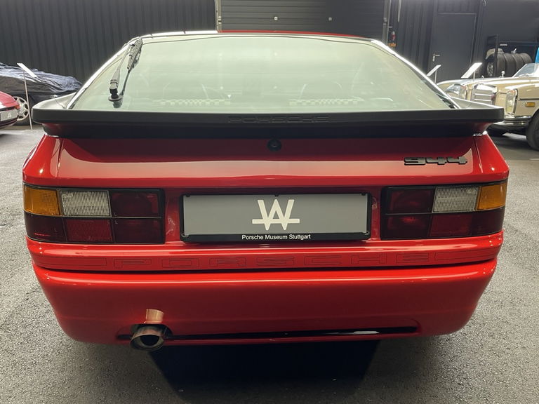 Porsche 944 Coupé