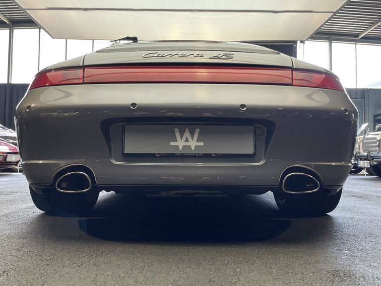 Porsche 996 Carrera 4S