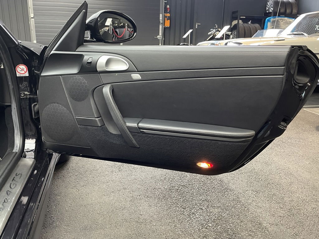 Porsche 997.2 Carrera GTS