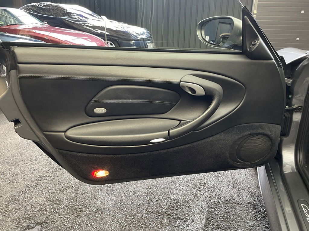 Porsche 996 Carrera 4S