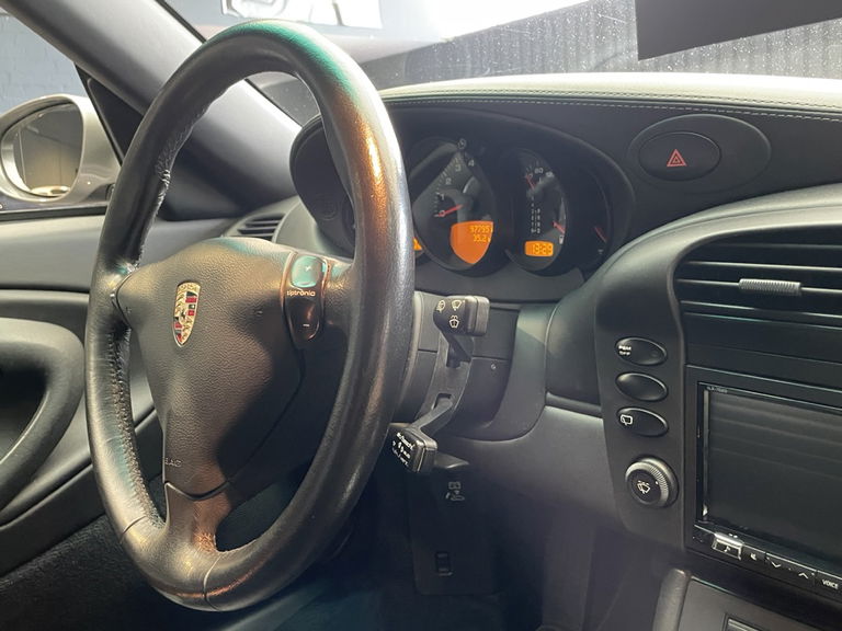 Porsche 996 Carrera 4S