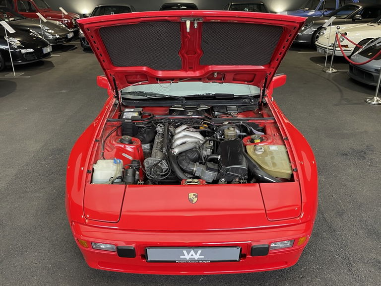 Porsche 944 Coupé