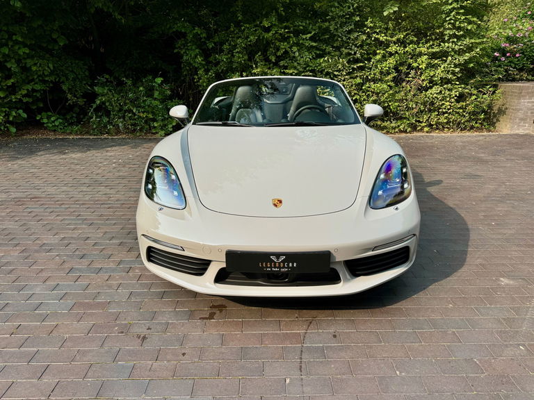 Porsche 718 Boxster