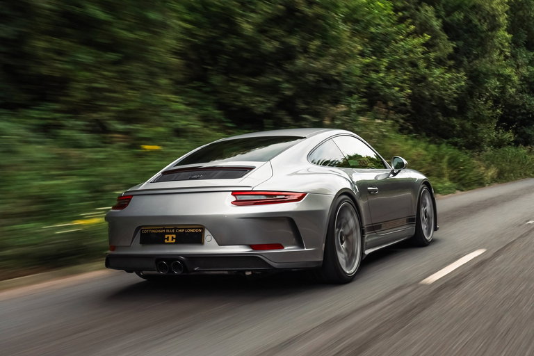 Porsche 991.2 GT3 Touring