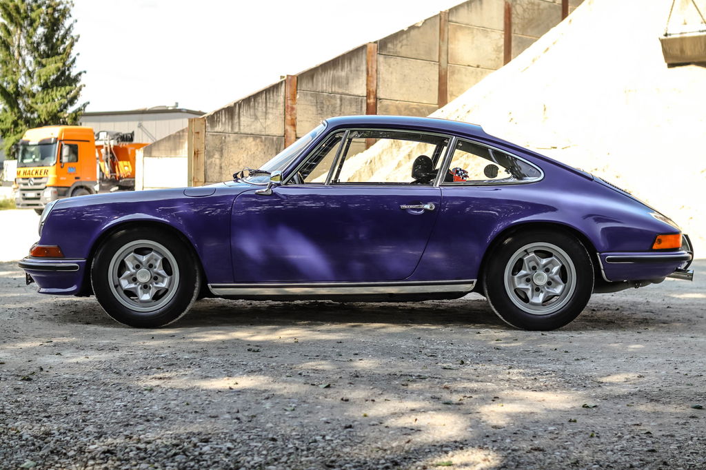 Porsche 911 T