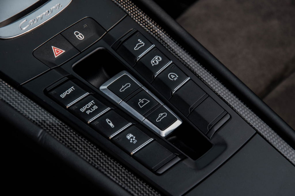 Porsche 991 Carrera 4 GTS