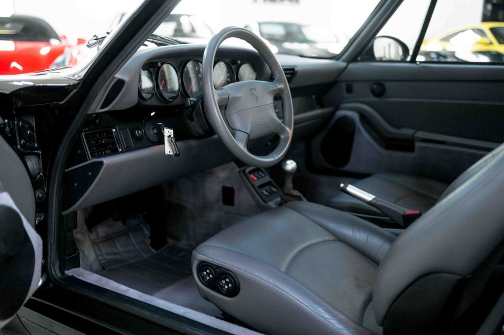 Porsche 993 Carrera