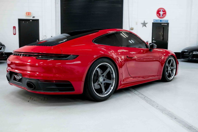 Porsche 992 Carrera T