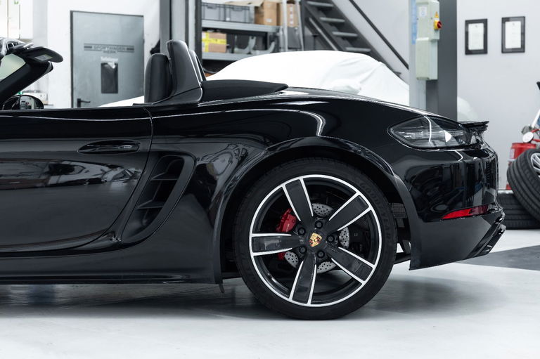 Porsche 718 Boxster S