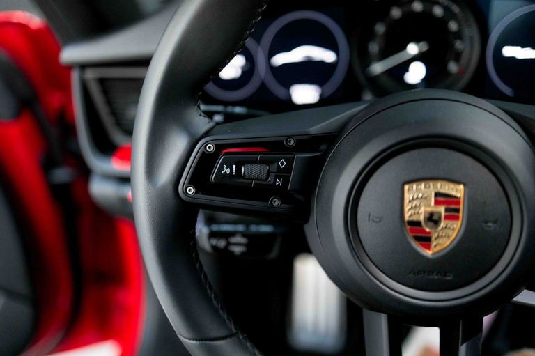 Porsche 992 Carrera T