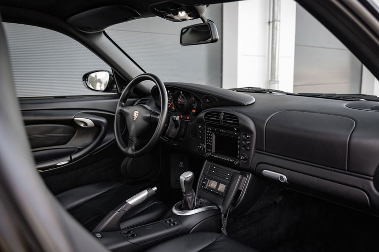 Porsche 996 Carrera 4S