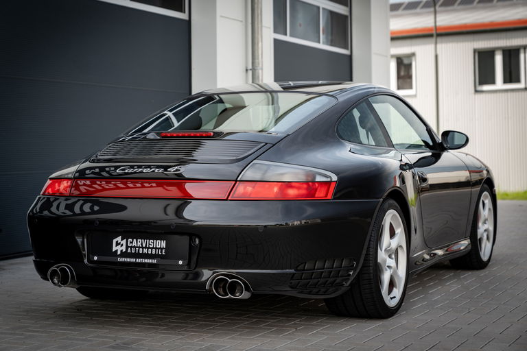 Porsche 996 Carrera 4S