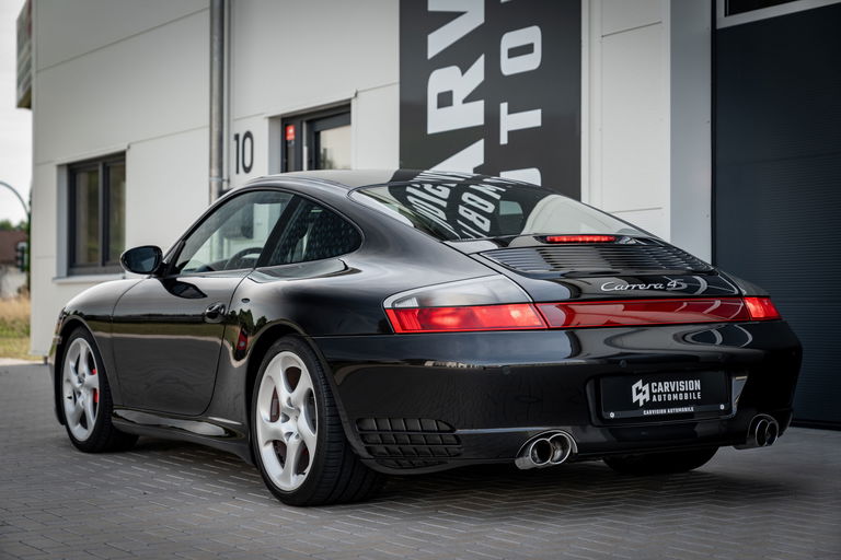 Porsche 996 Carrera 4S