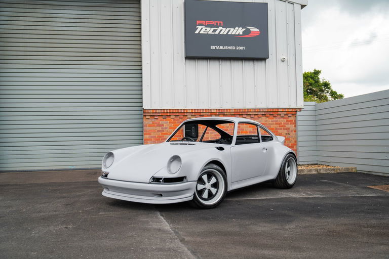 Porsche 911 Backdate