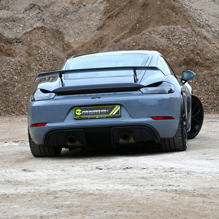 Porsche 718 Cayman GT4