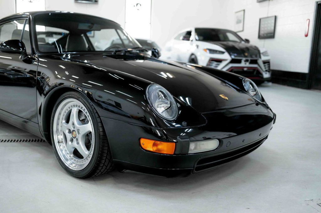 Porsche 993 Carrera