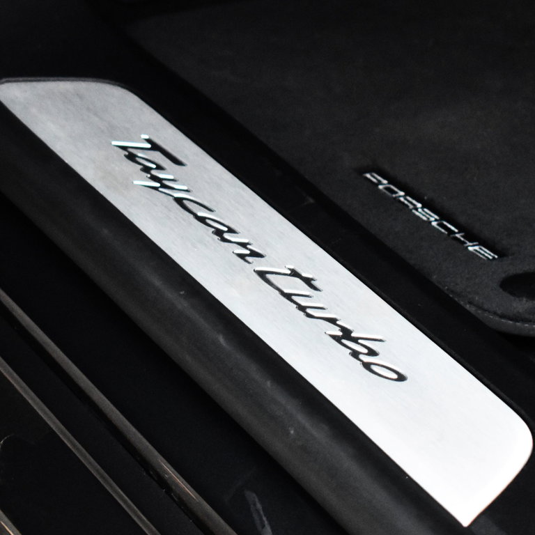 Porsche Taycan Turbo