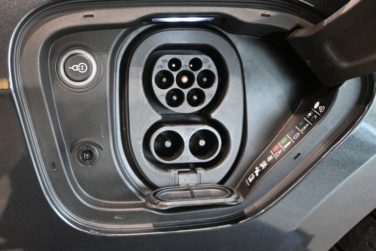 Porsche Taycan Turbo