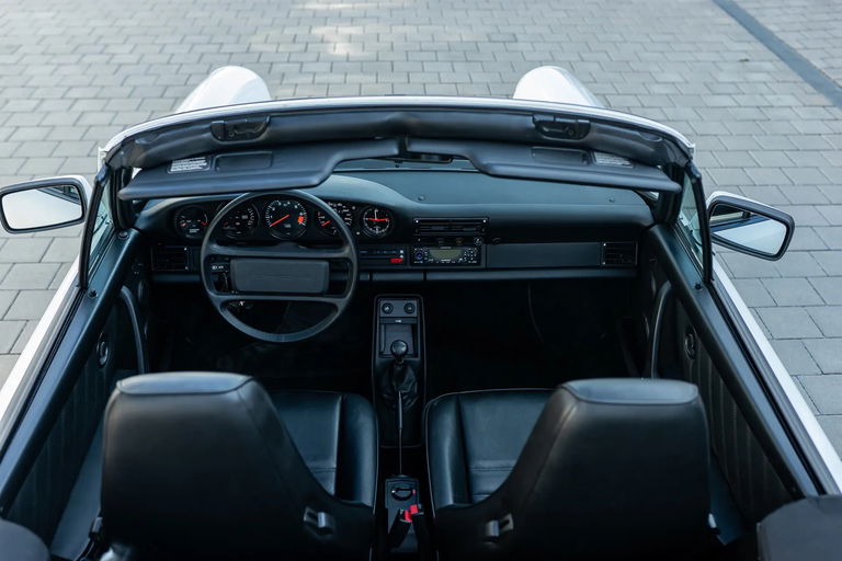 Porsche 911 Carrera 3.2